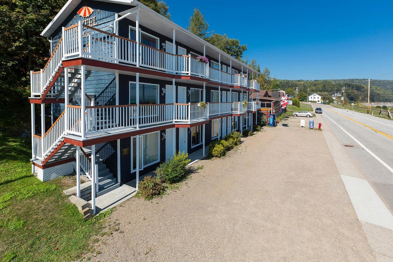 Restaurant Motel De La Plage Saint-Irénée Zewnętrze zdjęcie